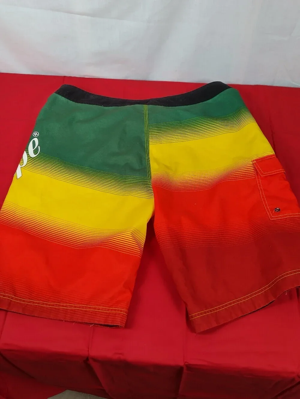 RED STRIPE Men'sJamaican Lager Beer Swim Trunks Shorts Sz36 Rasta Reggae Colors